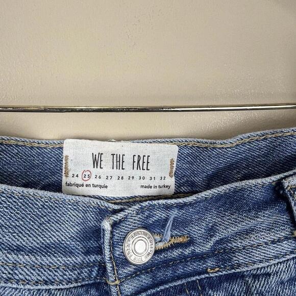 We The Free Womens Jeans Blue Distressed Mid Rise Button Fly Size 25 Cotton - Picture 3 of 3